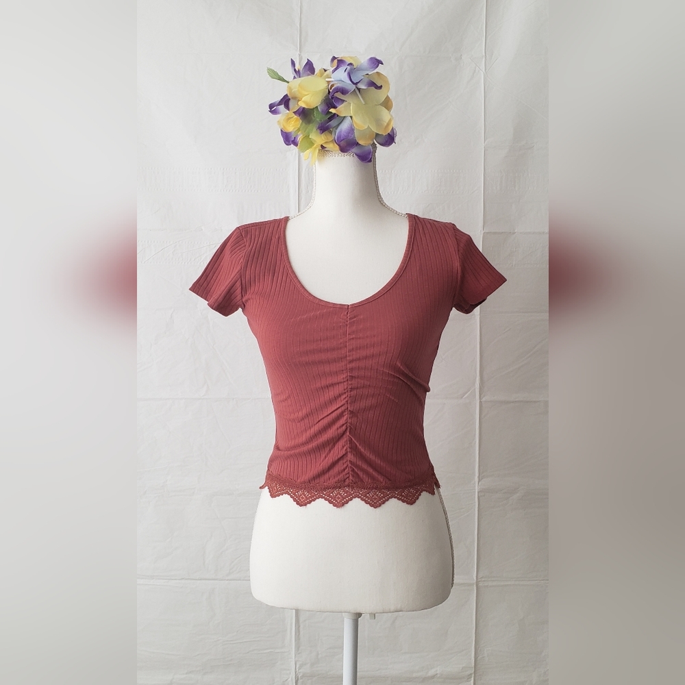 PINK ROSE Front Drawstring lace Short Sleeve Top